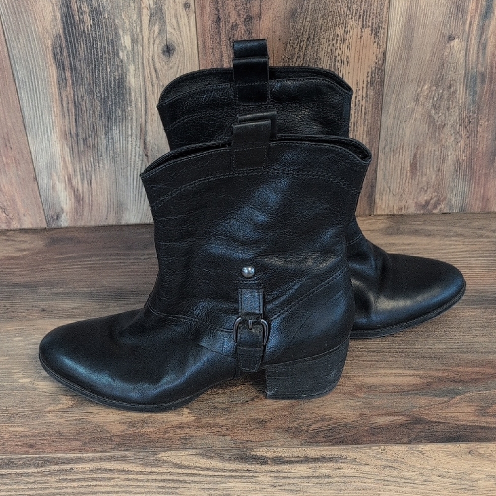 Clarks Active Air Black Leather Saloon Laurel Bootie Moto Boots 11M       C184